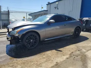 Infiniti G37 3.7L 6 2013