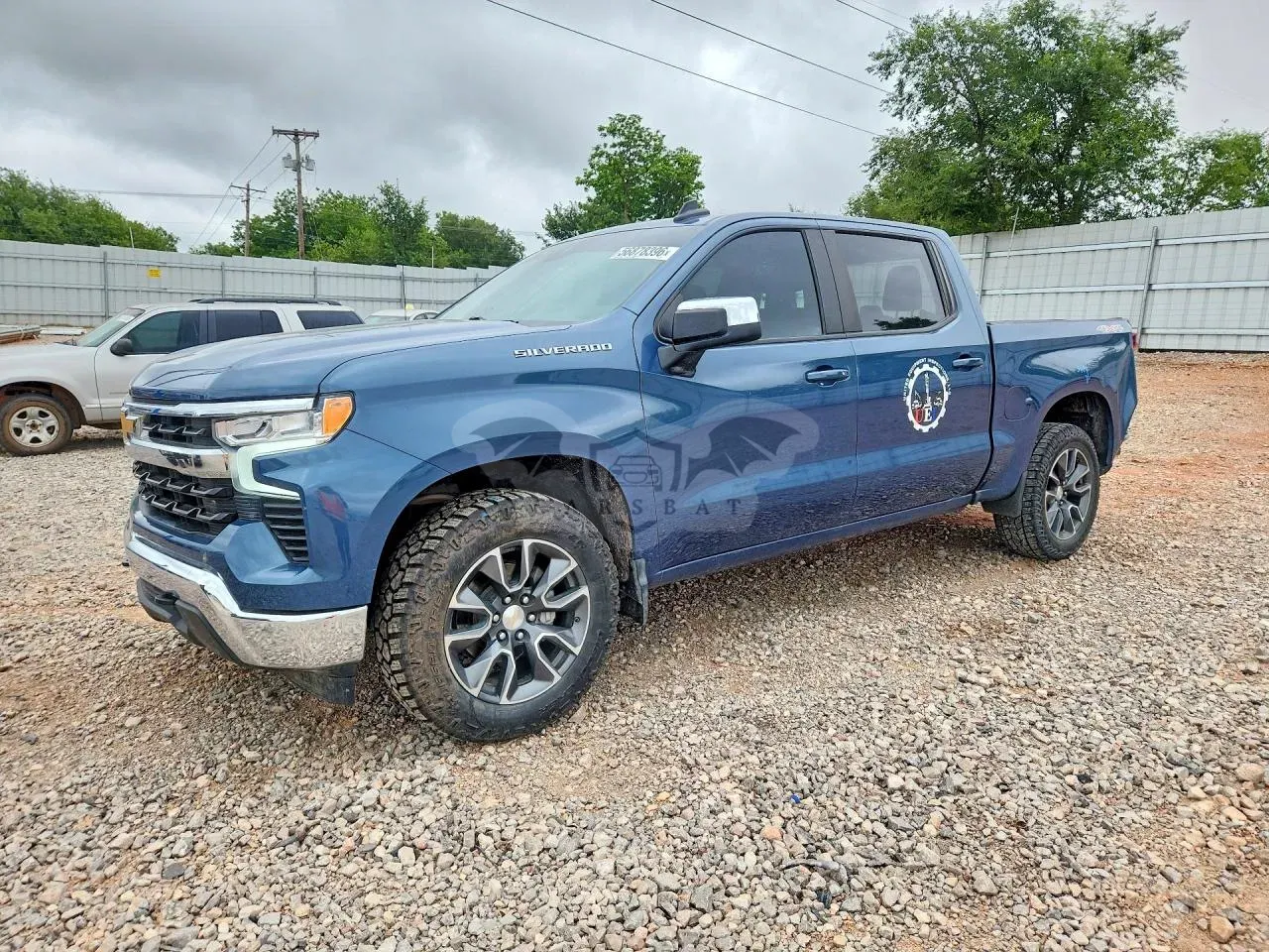 Chevrolet Silverado 1500 2.7L 4 2024