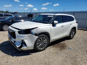 Toyota Highlander 3.5L 6 2020