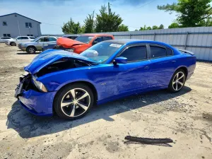 Dodge Charger 5.7L 8 2013