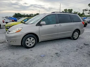 Toyota Sienna 3.5L 6 2009