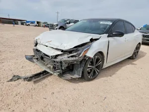 Nissan Sentra 2.0L 4 2023