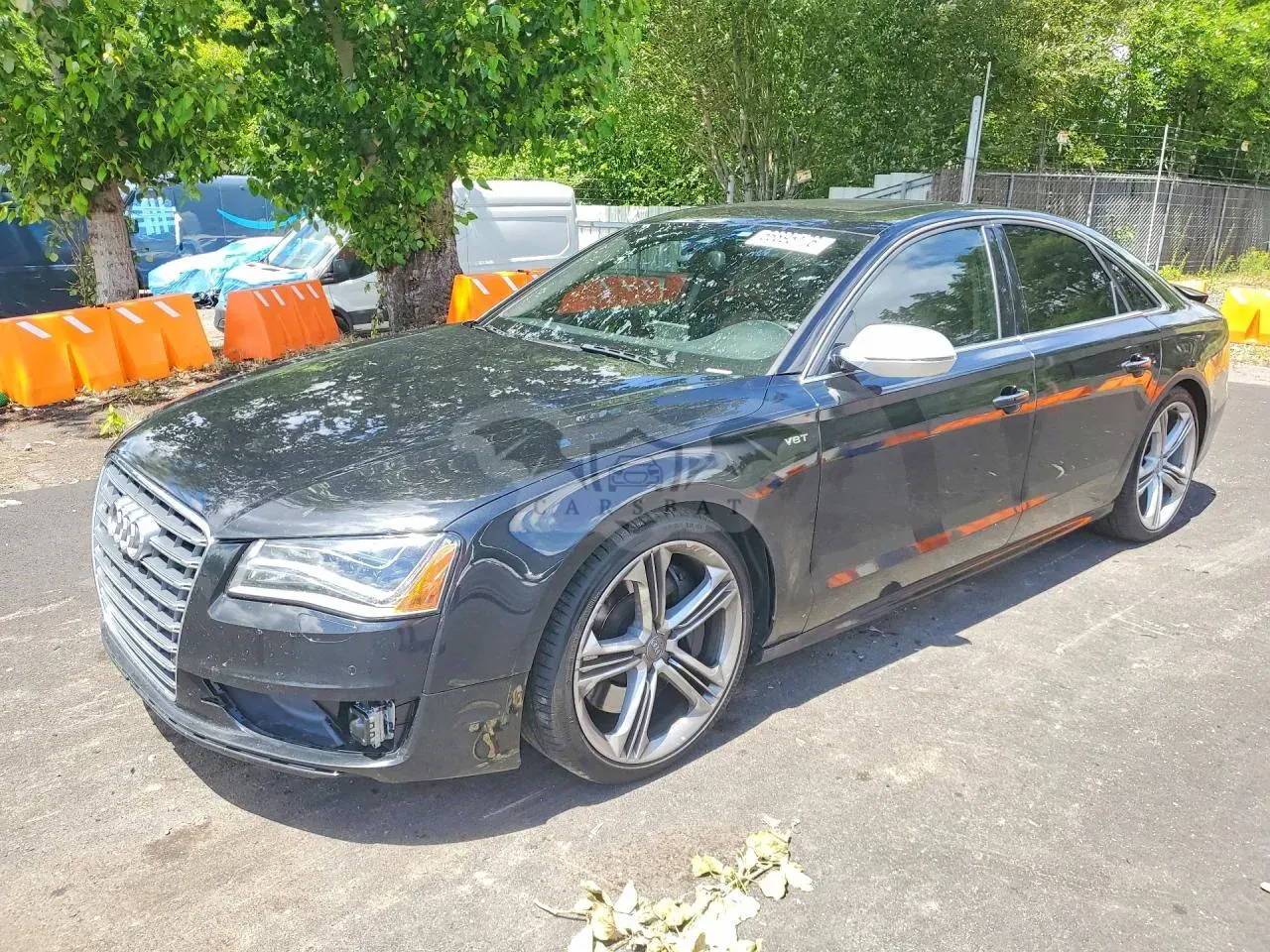 Audi S8 4.0L 8 2013