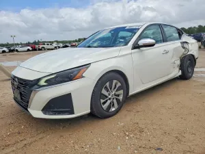 Nissan Altima 2.5L 4 2024