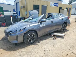 Nissan Sentra 2.0L 4 2025