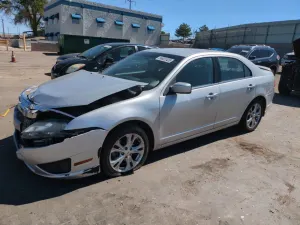Ford Fusion SE 2.5L 4 2012
