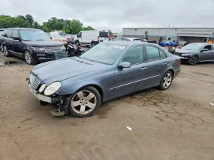Mercedes-Benz E 5.0L 8 2006
