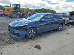 Nissan Altima 2.5L 4 2021
