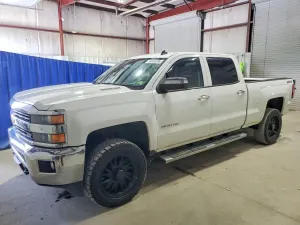 Chevrolet Silverado 1500 6.6L 8 2015