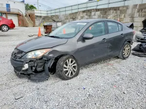 Mazda 3 2.0L 4 2012