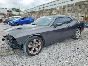 Dodge Challenger 5.7L 8 2018