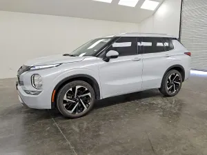 Mitsubishi Outlander 2.5L 4 2023