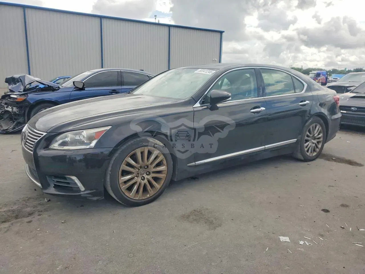 Lexus LS 4.6L 8 2013