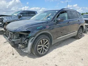 Volkswagen Tiguan 2.0L 4 2021
