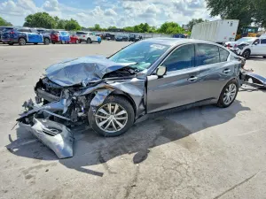 Infiniti Q50 3.0L 6 2017