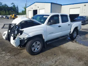 Toyota Tacoma 4.0L 6 2015
