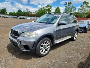BMW X5 3.0L 6 2012