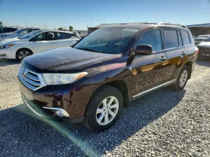 Toyota Highlander 3.5L 6 2013