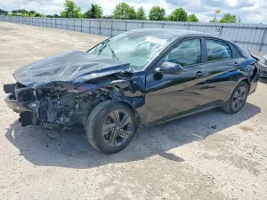 Hyundai Elantra 2.0L 4 2023