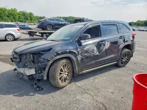 Toyota Highlander 3.5L 6 2018