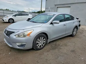 Nissan Altima 2.5L 4 2015
