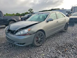 Toyota Camry 3.0L 6 2005