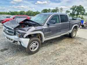 Dodge Dakota 4.7L 8 2002