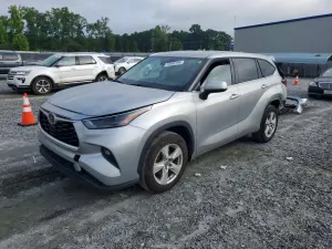 Toyota Highlander 3.5L 6 2022