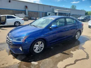 Hyundai Elantra 2.0L 4 2020
