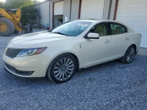 Lincoln MKS 3.7L 6 2015
