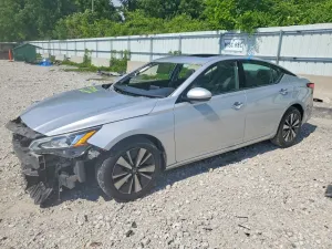 Nissan Altima 2.5L 4 2019