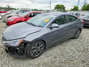 Hyundai Elantra 2.0L 4 2019