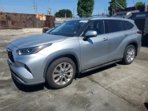 Toyota Highlander 3.5L 6 2020