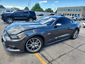 Ford Mustang 5.0L 8 2015