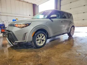 Kia Soul 2.0L 4 2023