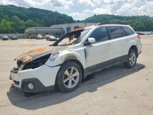 Subaru Outback 2.5L 4 2013