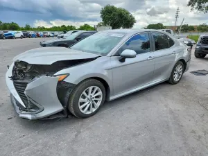 Toyota Camry 2.5L 4 2021