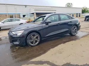 Audi A3 2.0L 4 2024