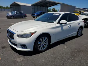 Infiniti Q50 3.7L 6 2015
