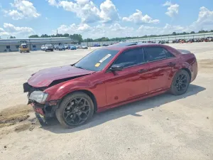 Chrysler 300 5.7L 8 2019