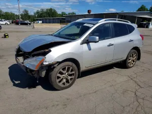 Nissan Rogue 2.5L 4 2012