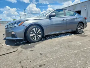 Nissan Altima 2.5L 4 2021