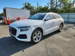 Audi Q8 3.0L 6 2023