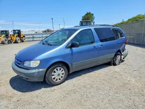 Toyota Sienna 3.0L 6 1998