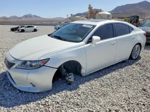 Lexus ES 3.5L 6 2015