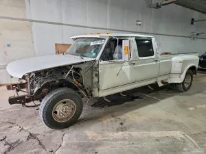 Ford F-350 7.3L 8 1996