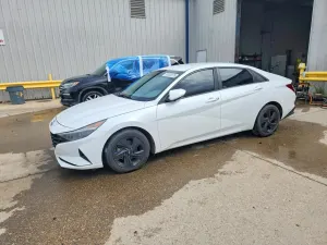 Hyundai Elantra 2.0L 4 2021