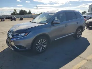 Mitsubishi Outlander 2.4L 4 2020