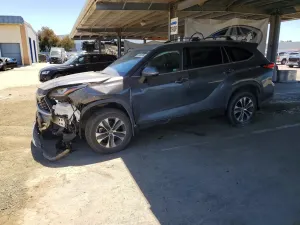 Toyota Highlander 3.5L 6 2020