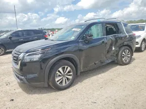 Nissan Pathfinder 3.5L 6 2025